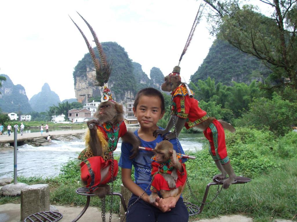 Yangshuo Moon Resort Hotel Exterior foto