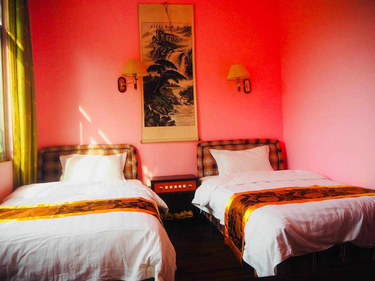 Yangshuo Moon Resort Hotel Exterior foto